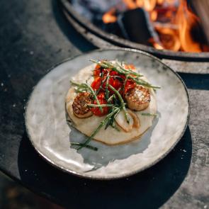 Vegan Scallop auf cremiger Polenta